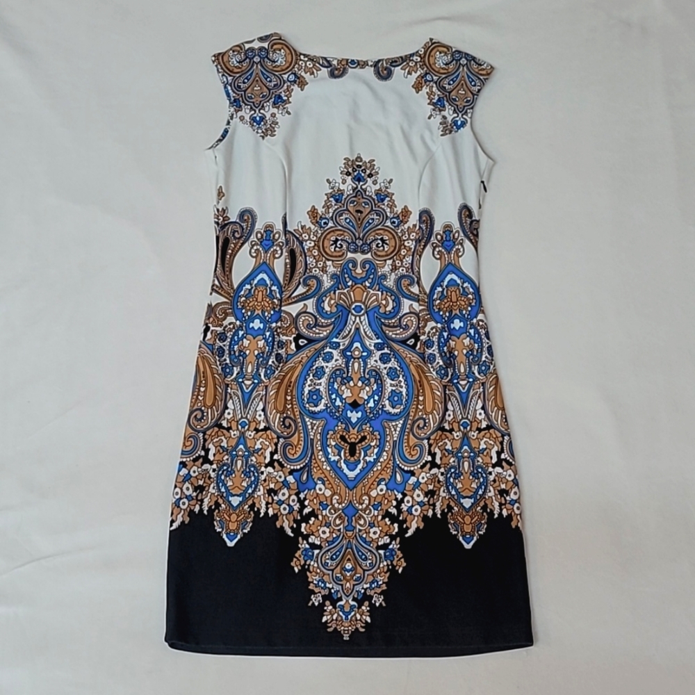 Medium mid-tight dress